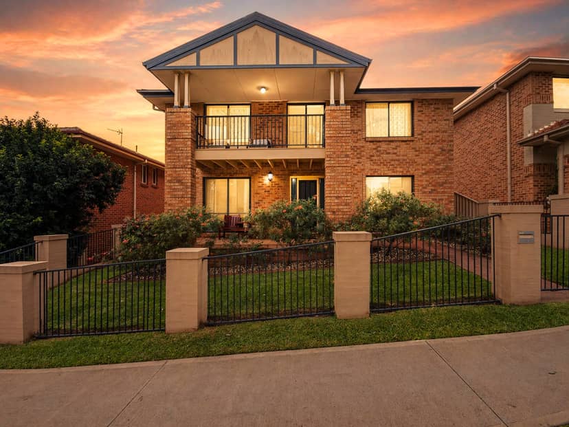 34 Lakewood Boulevard, Flinders